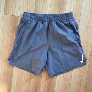 Nike Challenger 7" brief lined shorts
